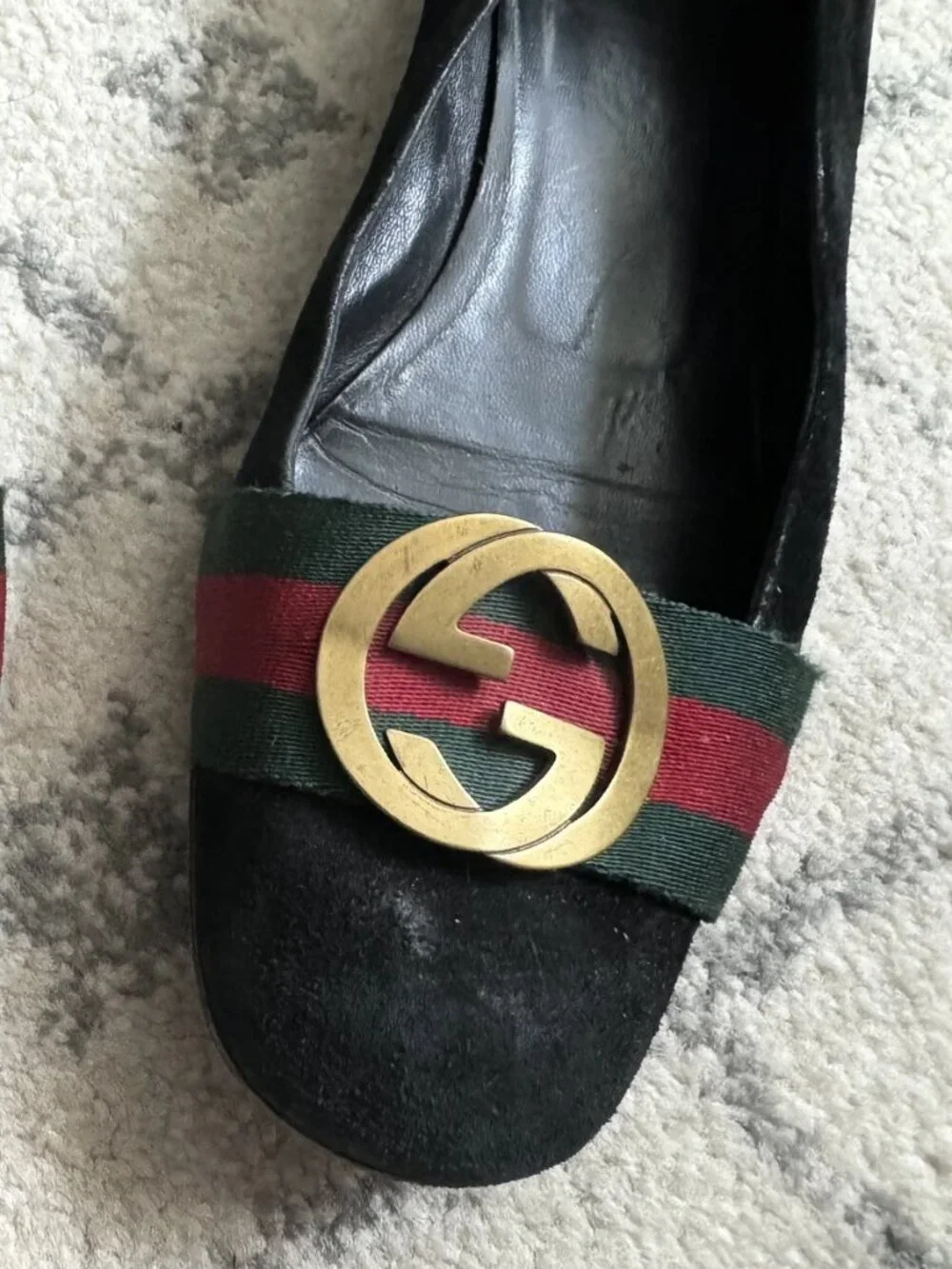 GUCCI Vintage Flats - Black w. Gold Logo - Size 9.5 - Picture 4 of 5